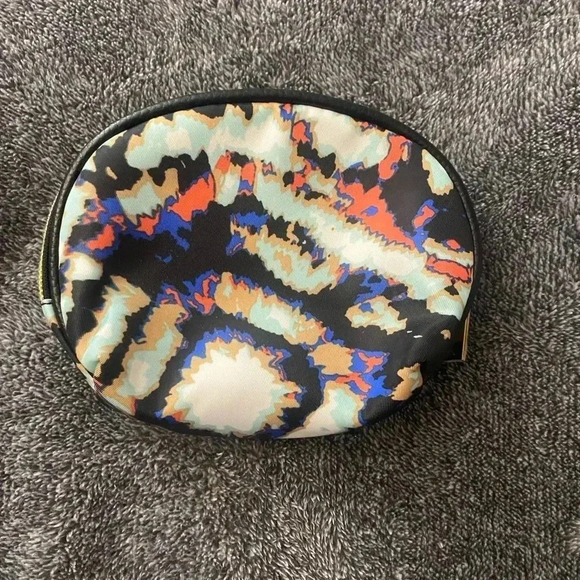 Aimee Kestenberg Small accessory bag - Picture 4 of 6